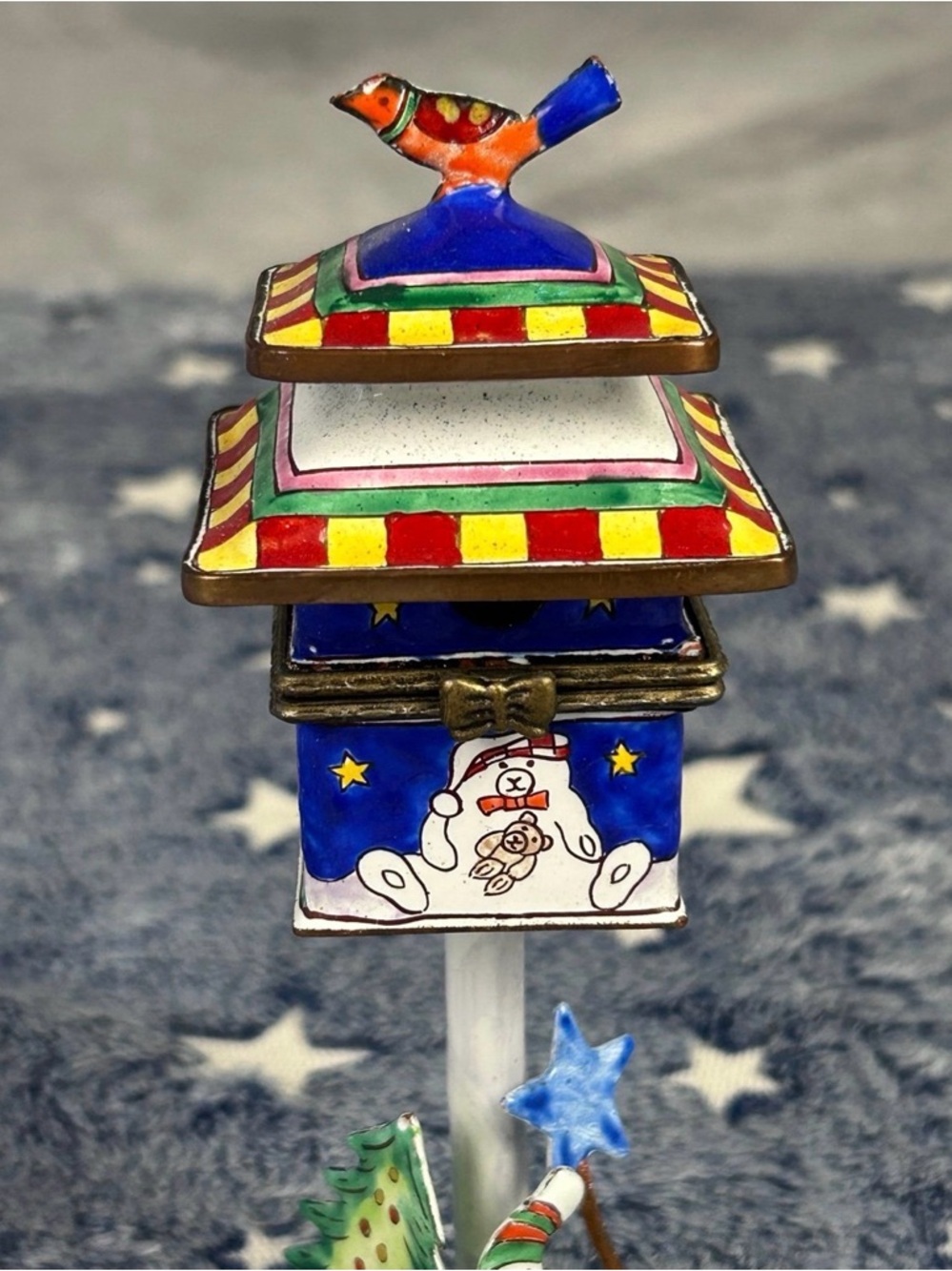 Kelvin Chen Miniature Birdhouse winter themed Keepsake Box 2000 no.103